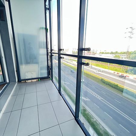 Prymasa Tysiaclecia 83A Free Garage By Perfect Apart Варшава Экстерьер фото