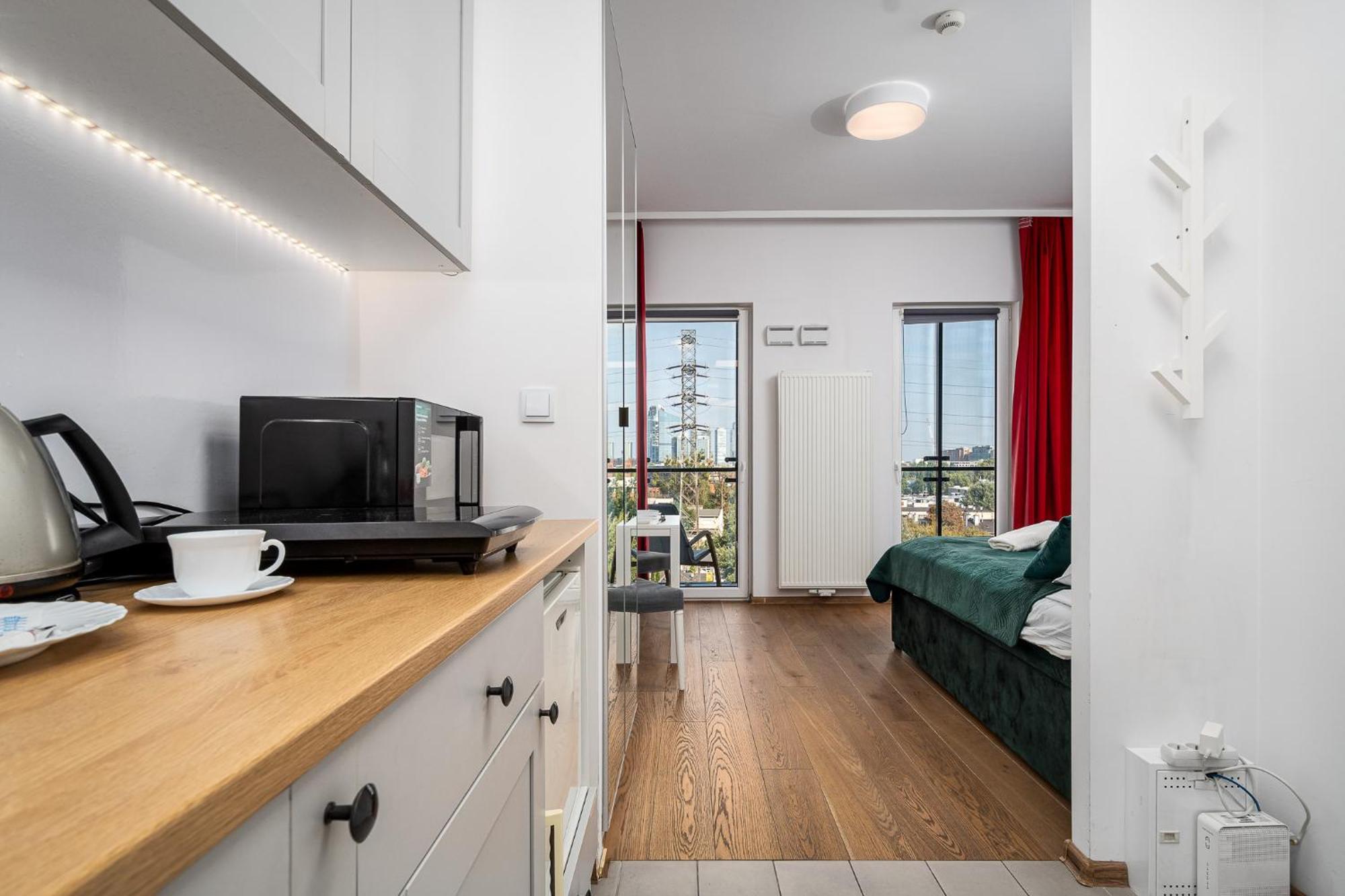 Prymasa Tysiaclecia 83A Free Garage By Perfect Apart Варшава Экстерьер фото